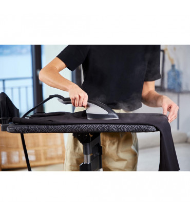 Tefal Ixeo+ QT1510 triikimis- ja aurukeskus