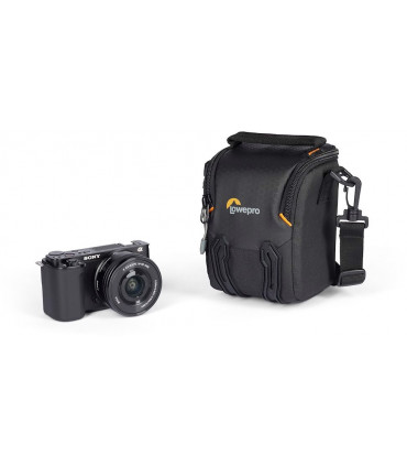 Lowepro kaamerakott Adventura SH 115 III, must