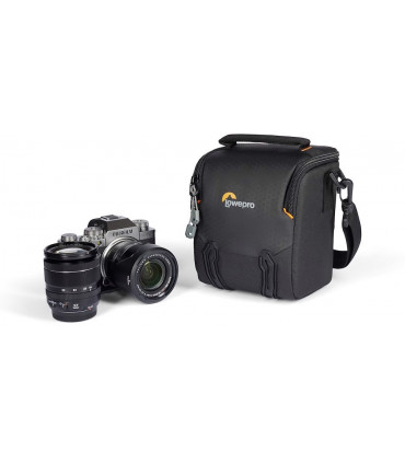 Lowepro kaamerakott Adventura SH 120 III, must