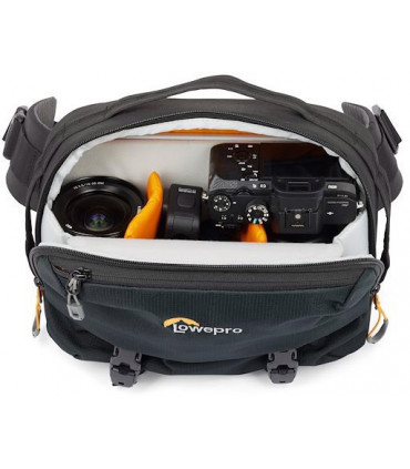 Lowepro kaamerakott Trekker Lite SLX 120, must