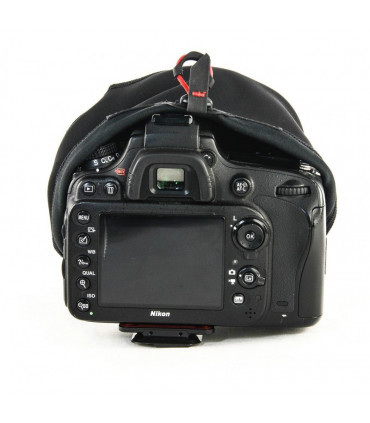 Peak Design kaitseümbris Shell Medium