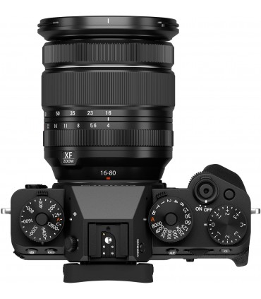 Fujifilm X-T5 + 16-80mm, must