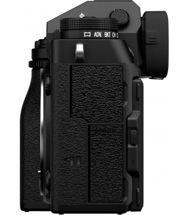 Fujifilm X-T5 + 16-80mm, must