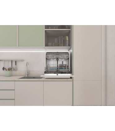 Candy CP 8F9FFW RapidÓ