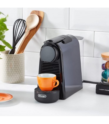 Nespresso Essenza Mini EN85.B, must, De'Longhi