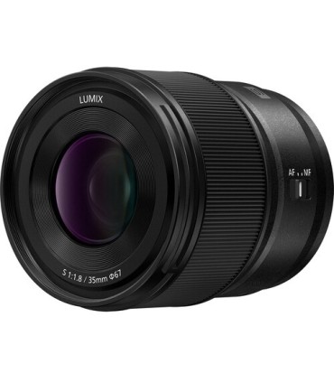 Panasonic Lumix S 35mm f/1.8 objektiiv