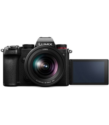 Panasonic Lumix DC-S5 + 20-60mm f/3.5-5.6
