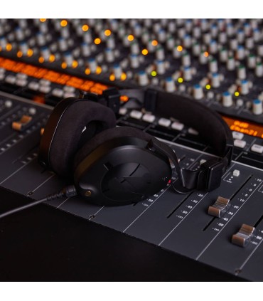 Rode kõrvaklapid NTH-100