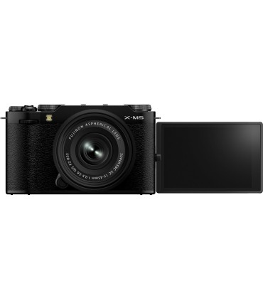 Fujifilm X-M5 + 15-45mm, must