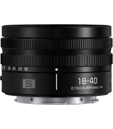 Panasonic Lumix S 18-40mm f/4.5-6.3 objektiiv