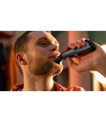 Philips QP6652/61 OneBlade Pro 360 hübriidraseerija, nägu + keha