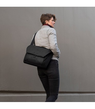 Peak Design õlakott Everyday Messenger V2 13L, must