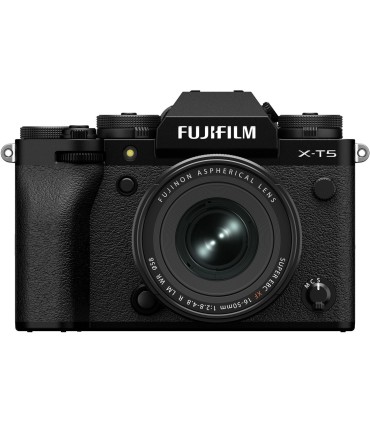 Fujifilm X-T5 + 16-50mm, must