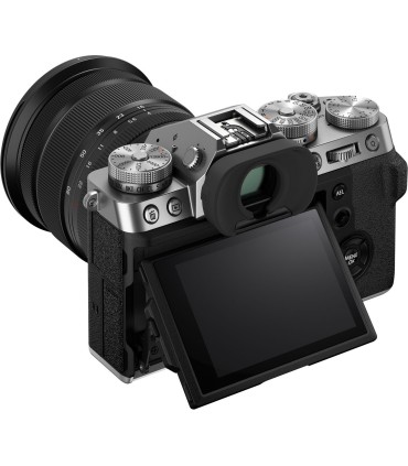 Fujifilm X-T5 + 16-80mm, hõbedane