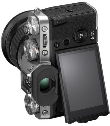 Fujifilm X-T5 + 16-80mm, hõbedane