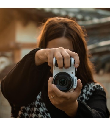 Kodak PixPro AZ255, valge