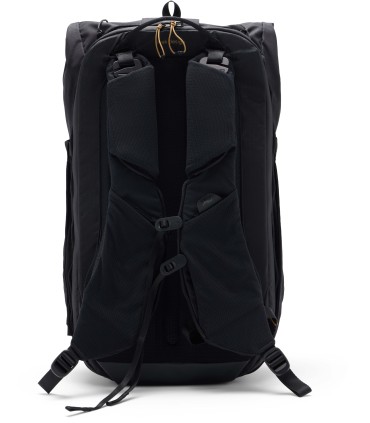 Peak Design seljakott Outdoor Backpack 25L, must