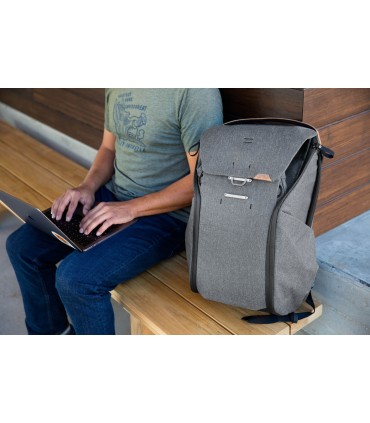 Peak Design seljakott Everyday Backpack V2 30L, charcoal
