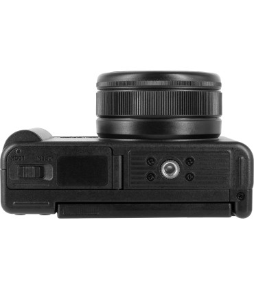 Yashica City 100, must