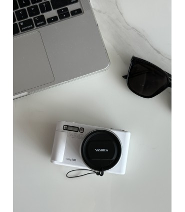 Yashica City 100, valge