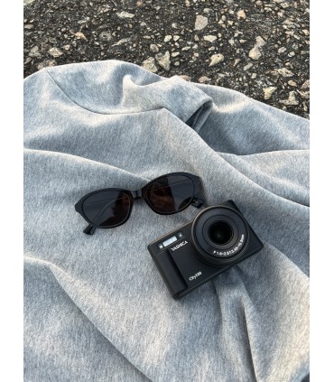 Yashica City 100, must