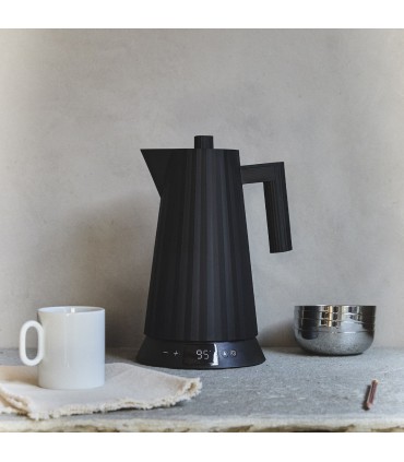 Alessi Plissé 1,7L, must veekeetja