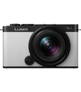 Panasonic Lumix DC-S9 + 18-40mm, smokey white