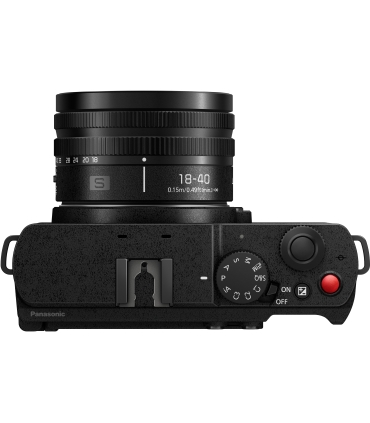 Panasonic Lumix DC-S9 + 18-40mm, jet black