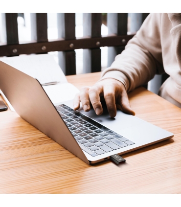 ADATA Memory Drive Flash 256G UC320-256G-RBK/BK