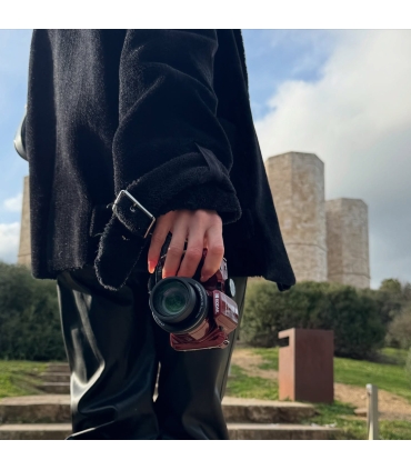 Kodak PixPro AZ425, punane