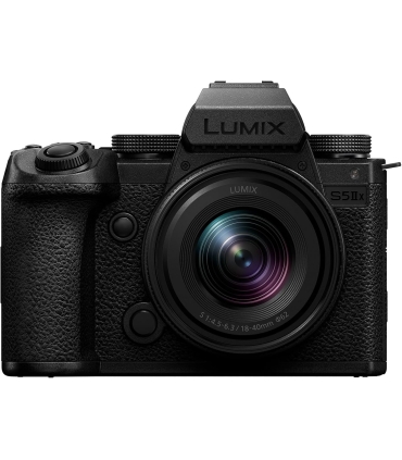 Panasonic Lumix DC-S5 IIX + 18-40mm