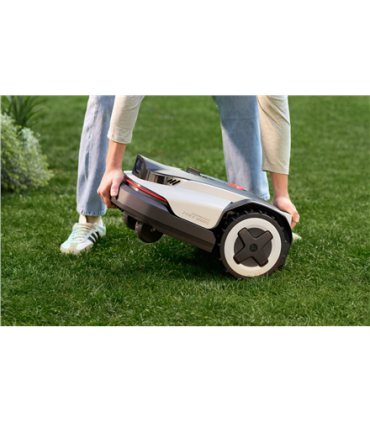 Roborock RockNeo Q105 Mower, 2WD, 500m², RTK + VSLAM, (Edge Cutting module sold separately)