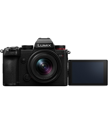 Panasonic Lumix DC-S5D + 18-40mm