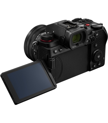 Panasonic Lumix DC-S5D + 18-40mm