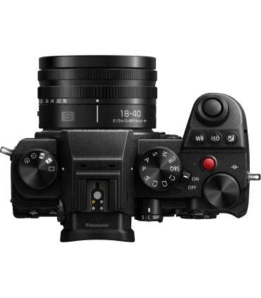 Panasonic Lumix DC-S5D + 18-40mm