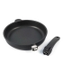 Induction frying pan with detachable handle