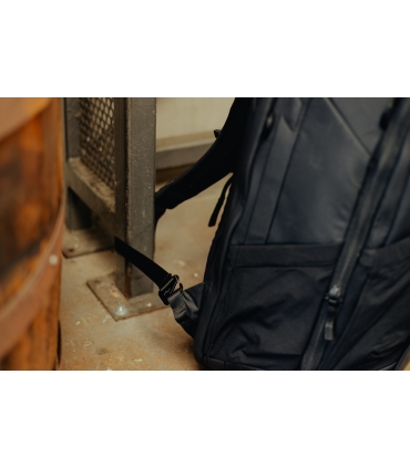 Peak Design seljakott Travel Backpack 2in1 40L, must