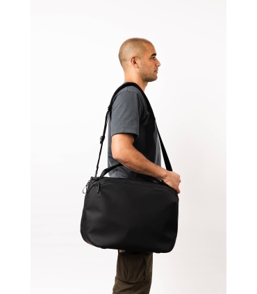 Peak Design kott Travel Weekender 25L, must
