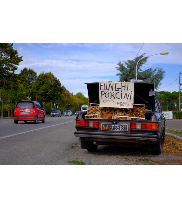 Fujinon XF 35mm f/2 R WR objektiiv, must