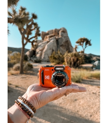 Kodak PixPro WPZ2 Bundle, punane