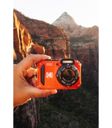 Kodak PixPro WPZ2 Bundle, punane