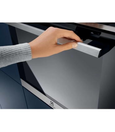 Electrolux EOC6P77WX