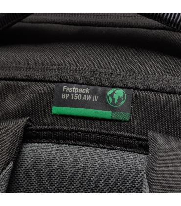 Lowepro seljakott Fastpack BP 150 AW IV, must