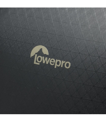 Lowepro seljakott Fastpack BP 450 AW IV, must