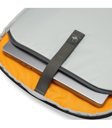 Lowepro seljakott Fastpack BP 250 AW IV, must