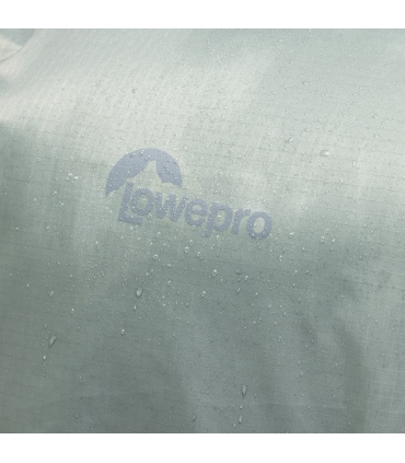 Lowepro seljakott Fastpack BP 250 AW IV, must