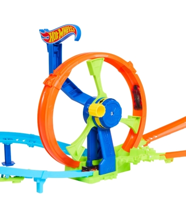 Hot Wheels® kiirendusega võistlusrada